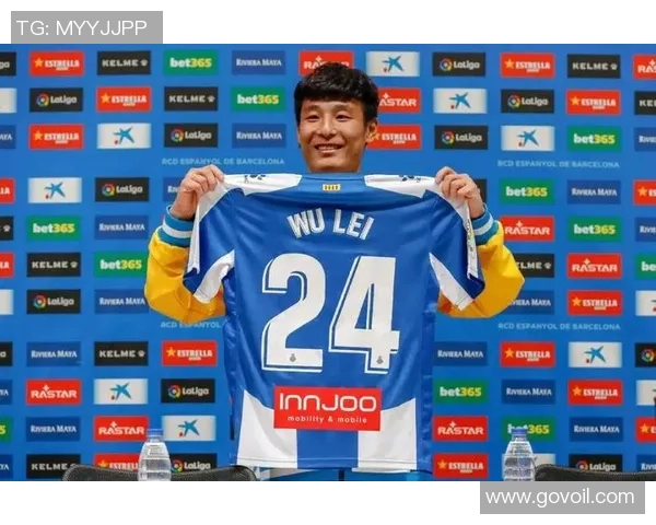 球星耳钉与足球文化的结合如何影响现代足球运动员的形象塑造与品牌价值