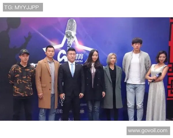 网红如何通过与足球球星互动获得签名背后的故事与策略 网红如何通过与足球球星互动获得签名背后的故事与策略