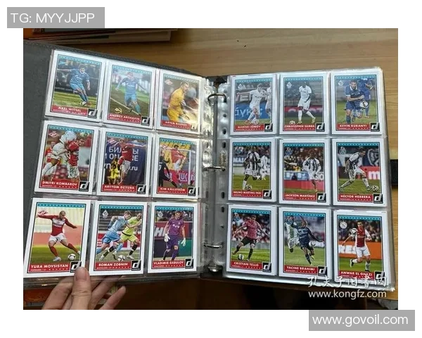 球星卡胶片足球:探秘收藏价值与市场趋势的独特魅力 球星卡胶片足球:探秘收藏价值与市场趋势的独特魅力