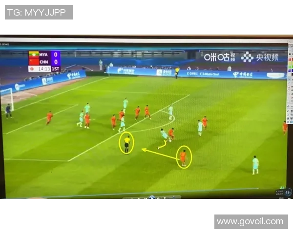 足球明星转身技艺解析 细谈转身技巧对比赛节奏的影响与应用